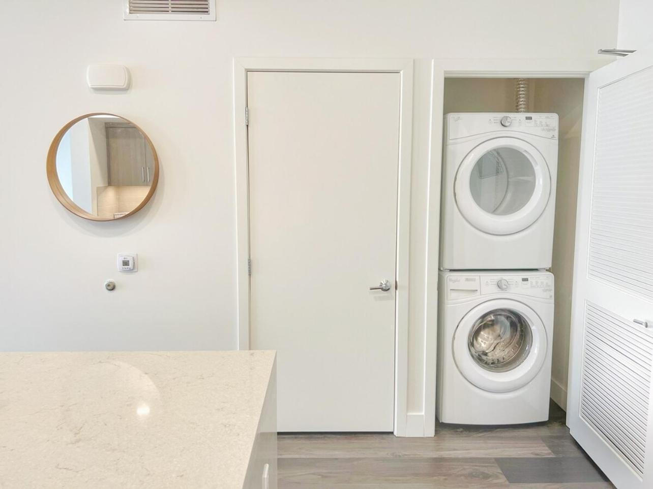 Stunning Apartment By Petco Park! San Diego Eksteriør billede